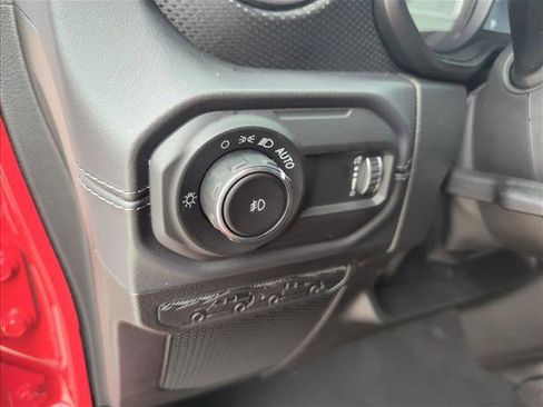 New 2026 Jeep Wrangler Unlimited Rubicon AWD/4WD image 16