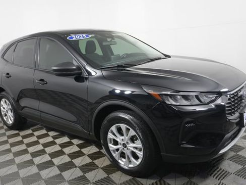 Certified 2025 Ford Escape Active AWD/4WD image 1