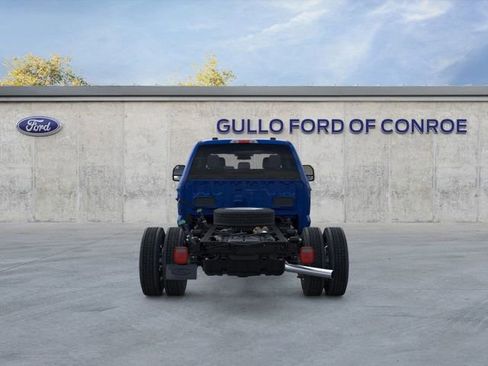 New 2026 Ford F550 4x4 Crew Cab image 5