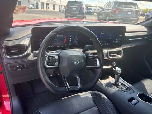 Used 2025 Ford Mustang GT Premium RWD image 27