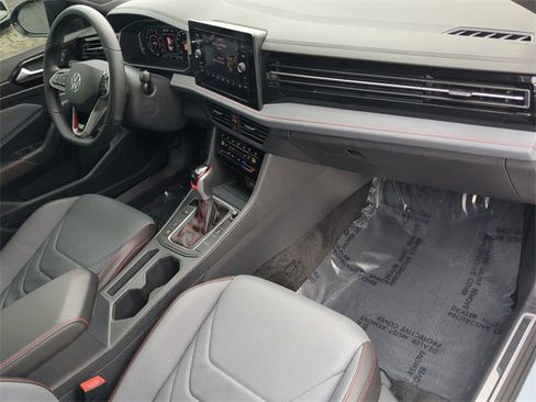 Certified 2025 Volkswagen Jetta GLI Autobahn image 11