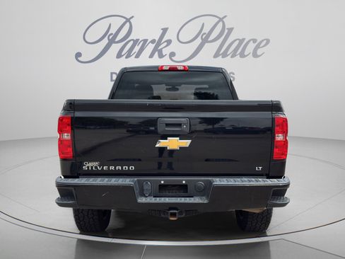 Used 2018 Chevrolet Silverado 1500 LT w/ Texas Edition AWD/4WD image 4