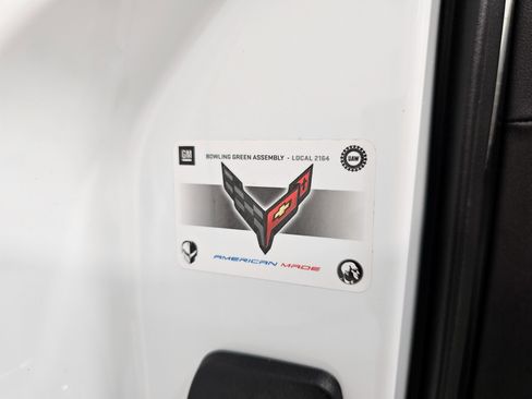 Used 2020 Chevrolet Corvette Stingray Preferred Cpe w/ 2LT Preferred Equipment Group image 17