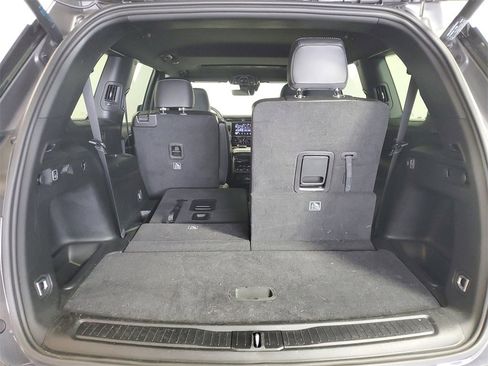 Used 2025 Jeep Grand Cherokee L Altitude image 25