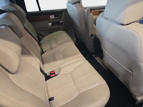 Used 2014 Land Rover LR4 AWD/4WD image 13