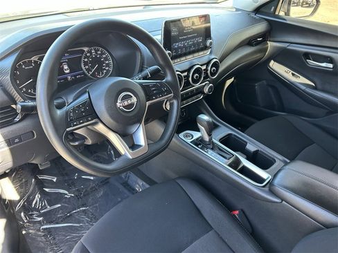 Certified 2024 Nissan Sentra SV image 30
