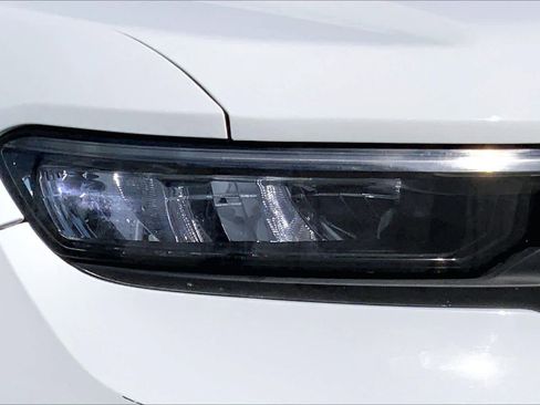 Certified 2021 Jeep Grand Cherokee L Limited AWD/4WD image 24