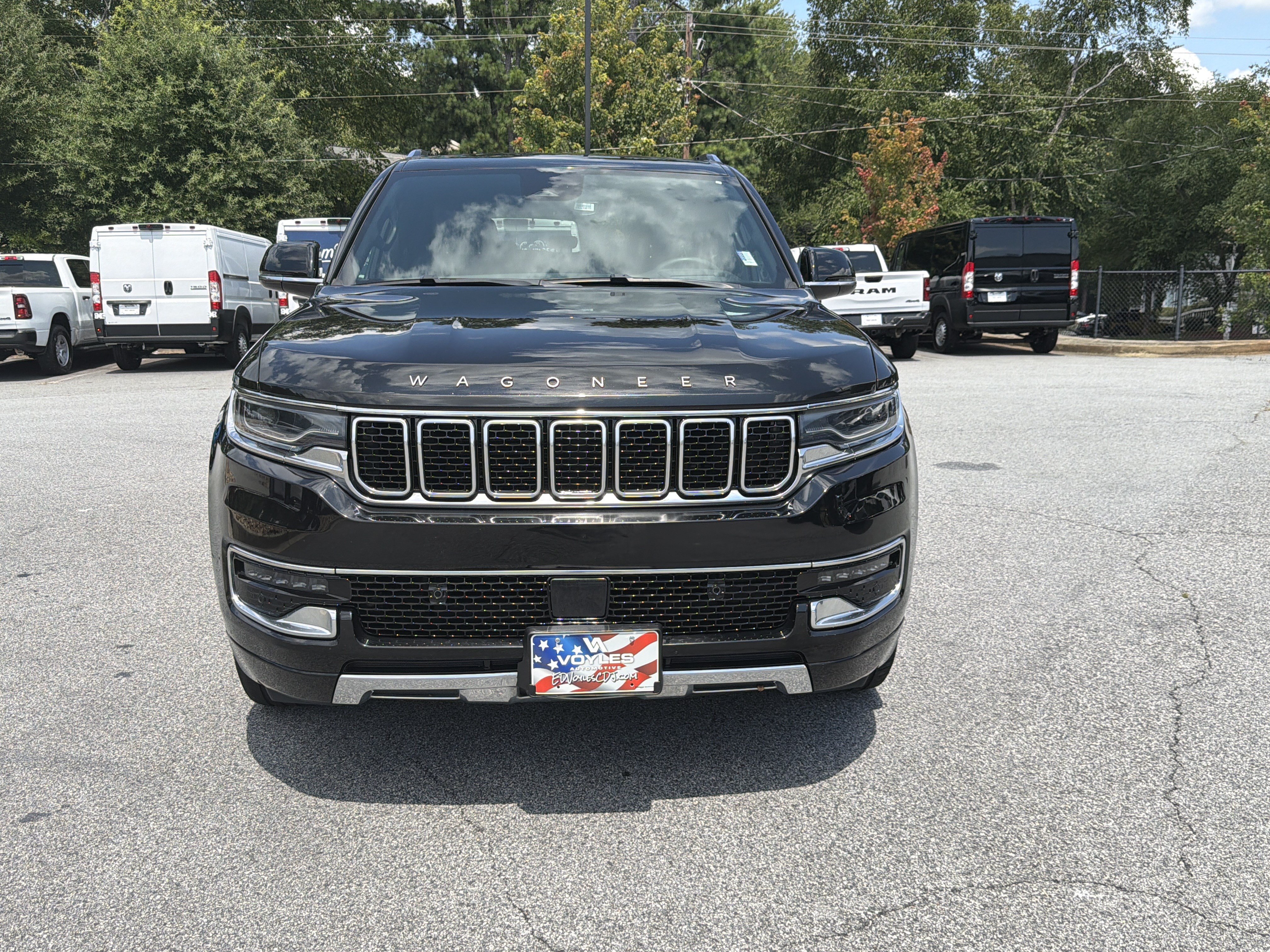 Used 2024 Jeep Wagoneer Series III AWD/4WD image 2