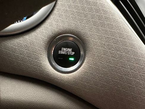 Used 2022 Chevrolet Malibu LS FWD image 12