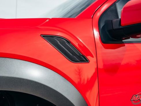 Used 2019 Ford F150 Raptor w/ Equipment Group 802A Luxury image 32