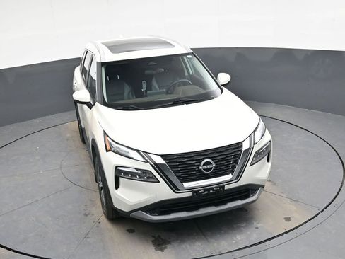 Used 2023 Nissan Rogue SV w/ SV Premium Package image 26