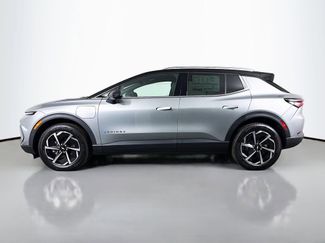 New 2026 Chevrolet Equinox EV LT video 4