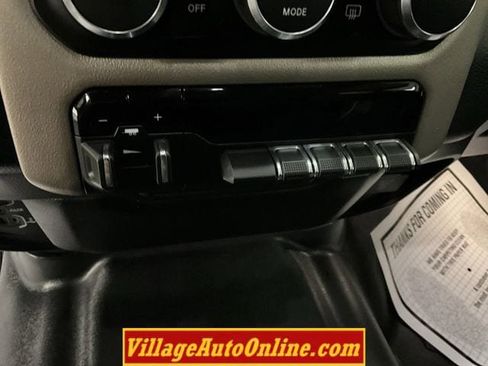 Used 2019 RAM 2500 Laramie image 26