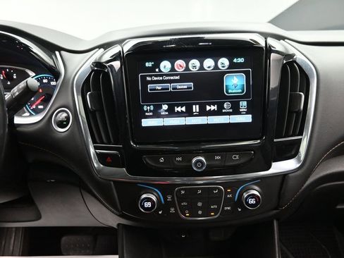 Used 2019 Chevrolet Traverse LT AWD/4WD image 8