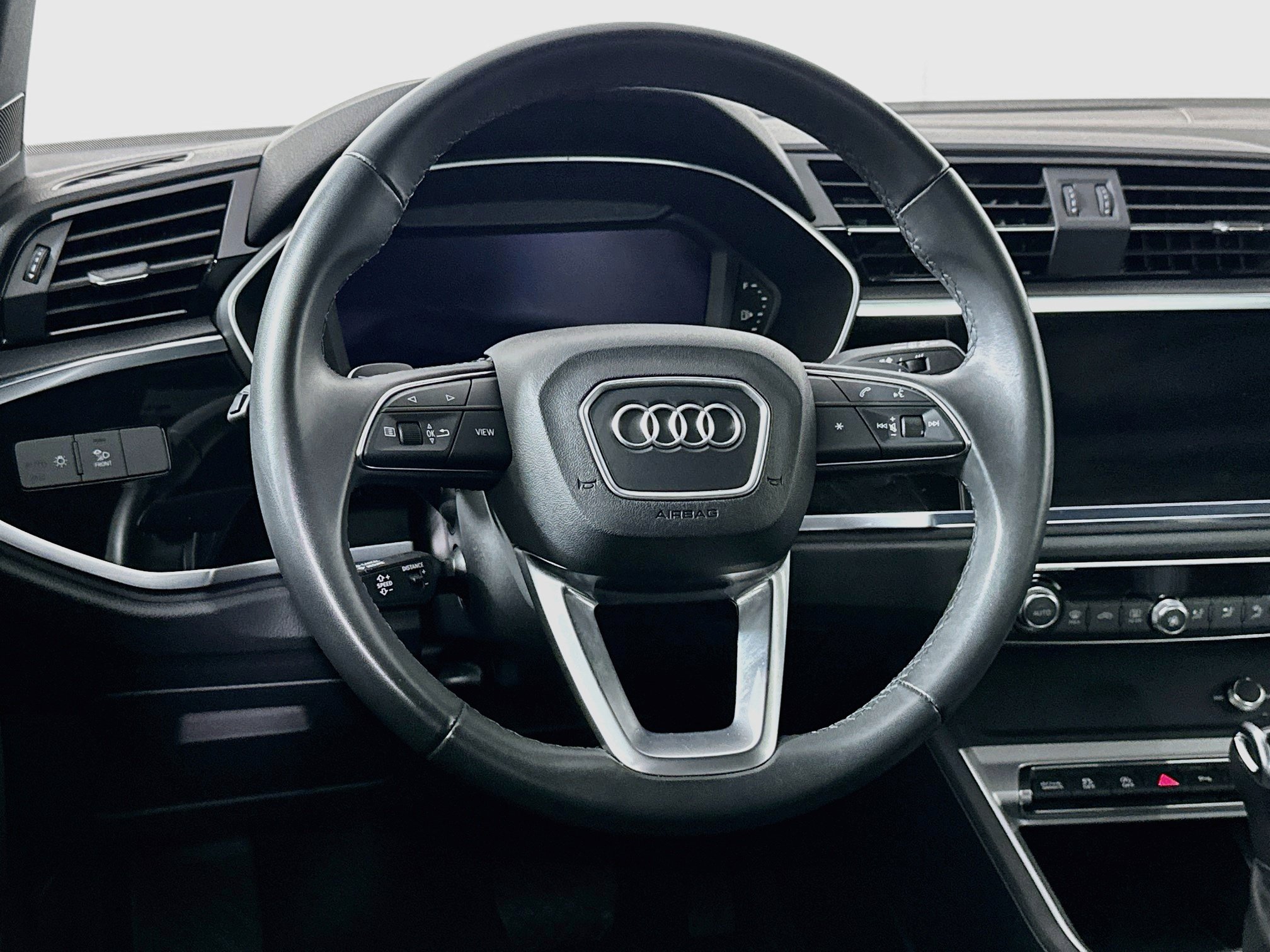 Used 2025 Audi Q3 2.0T Premium AWD/4WD image 18