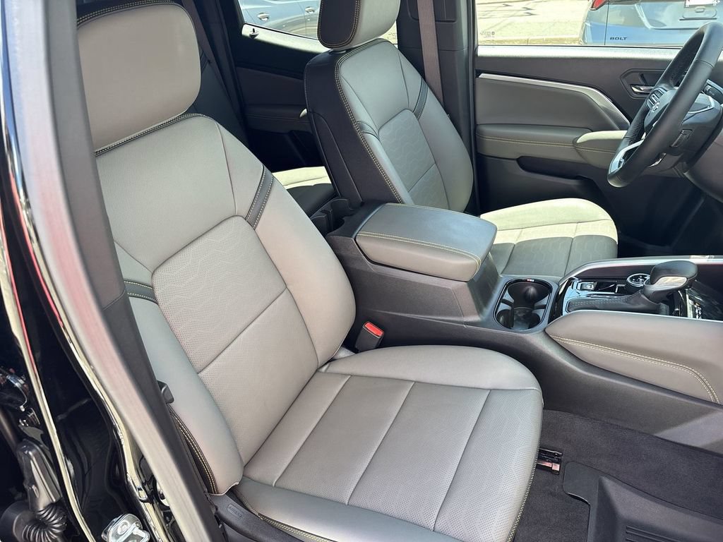 New 2026 Chevrolet Colorado ZR2 w/ Midnight Edition AWD/4WD image 29