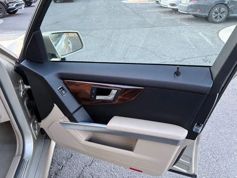 Used 2012 Mercedes-Benz GLK 350 4MATIC image 12
