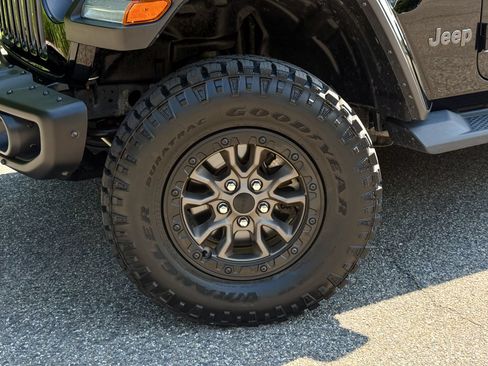 Used 2023 Jeep Wrangler Unlimited Rubicon 392 w/ Trailer Tow Package AWD/4WD image 11