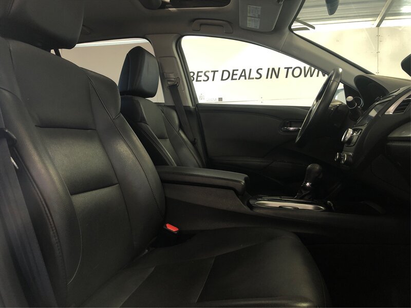 Used 2017 Acura RDX w/ Technology Package FWD image 9