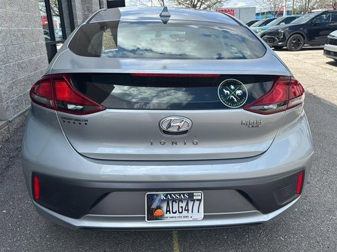 Used 2020 Hyundai Ioniq Blue image 4