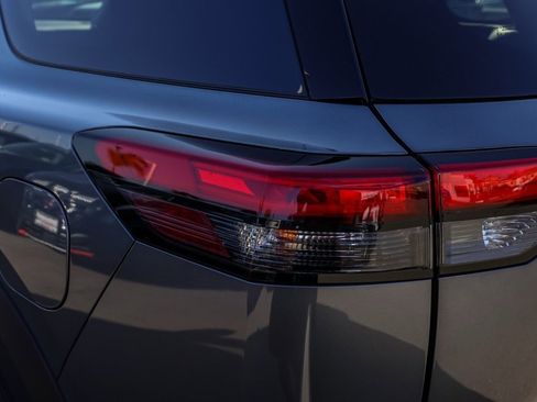 New 2025 Nissan Pathfinder SV image 7