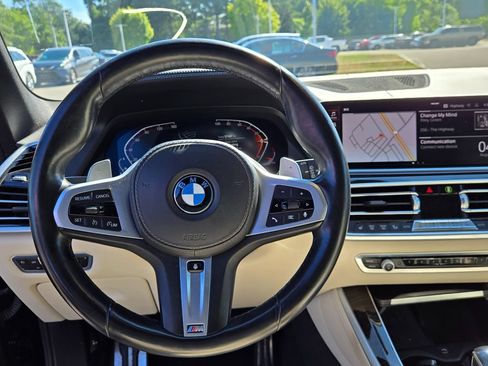Used 2021 BMW X5 xDrive40i w/ M Sport Package AWD/4WD image 20