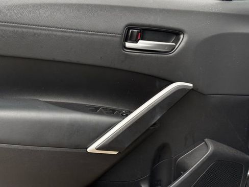 Used 2025 Toyota Corolla Cross AWD Hybrid w/ Convenience Package image 27