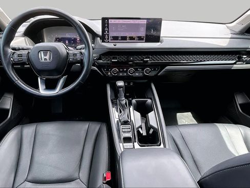 Used 2024 Honda Accord Touring image 14