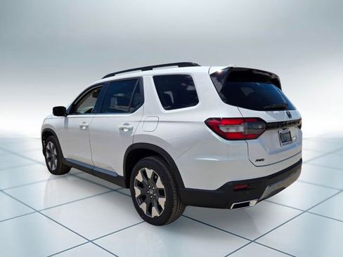 New 2026 Honda Pilot Elite image 3