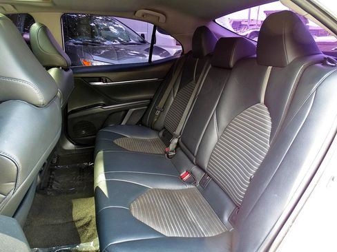 Used 2019 Toyota Camry SE w/ Audio Package FWD image 26
