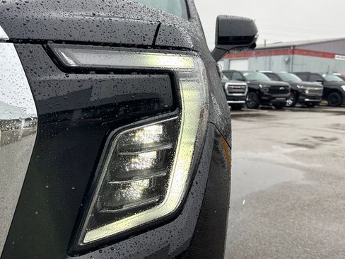 New 2026 GMC Yukon XL Elevation image 10