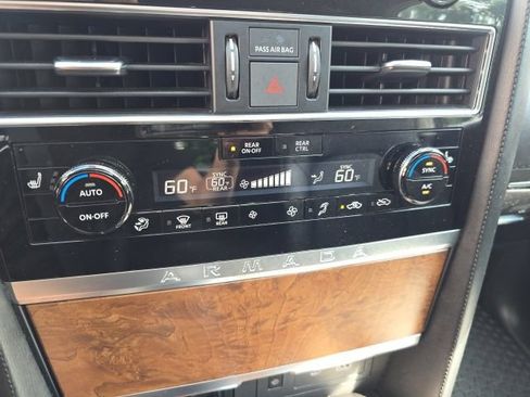 Used 2023 Nissan Armada SL w/ Captain's Chairs Package AWD/4WD image 24