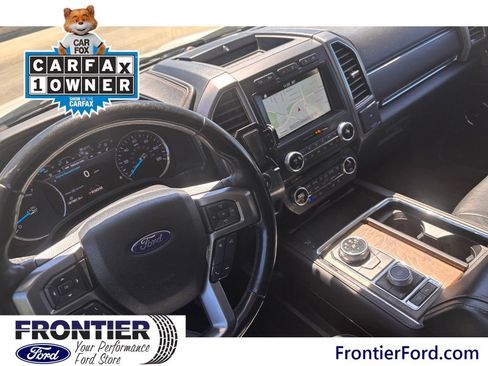 Used 2018 Ford Expedition Max Platinum AWD/4WD image 11