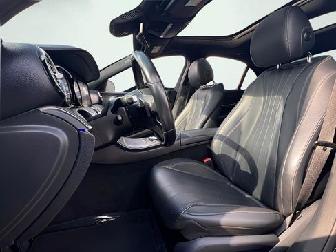 Used 2019 Mercedes-Benz E 300 image 17