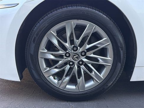 Used 2018 Lexus LS 500 image 11