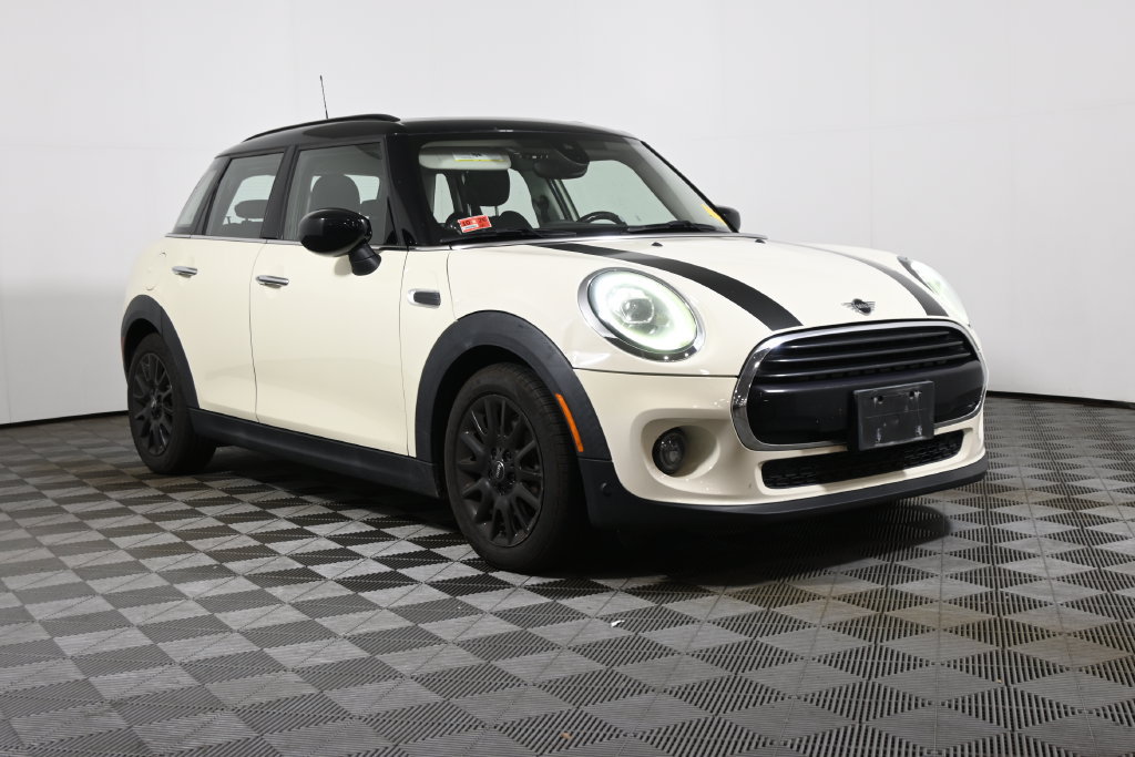 Used 2020 MINI Cooper 4-Door Hardtop FWD image 9