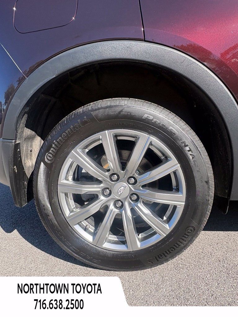 Used 2021 Cadillac XT4 Premium Luxury w/ Cold Weather Package AWD/4WD image 10