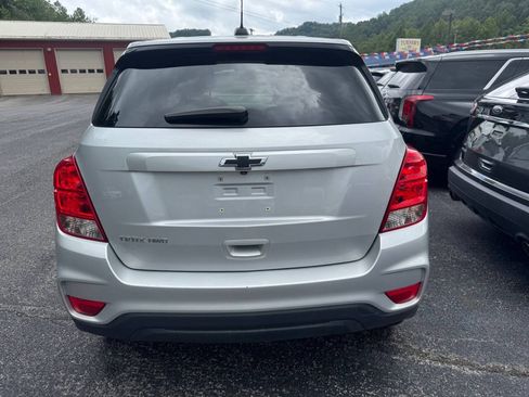 Used 2019 Chevrolet Trax LS w/ Tint and Cruise Package AWD/4WD image 6