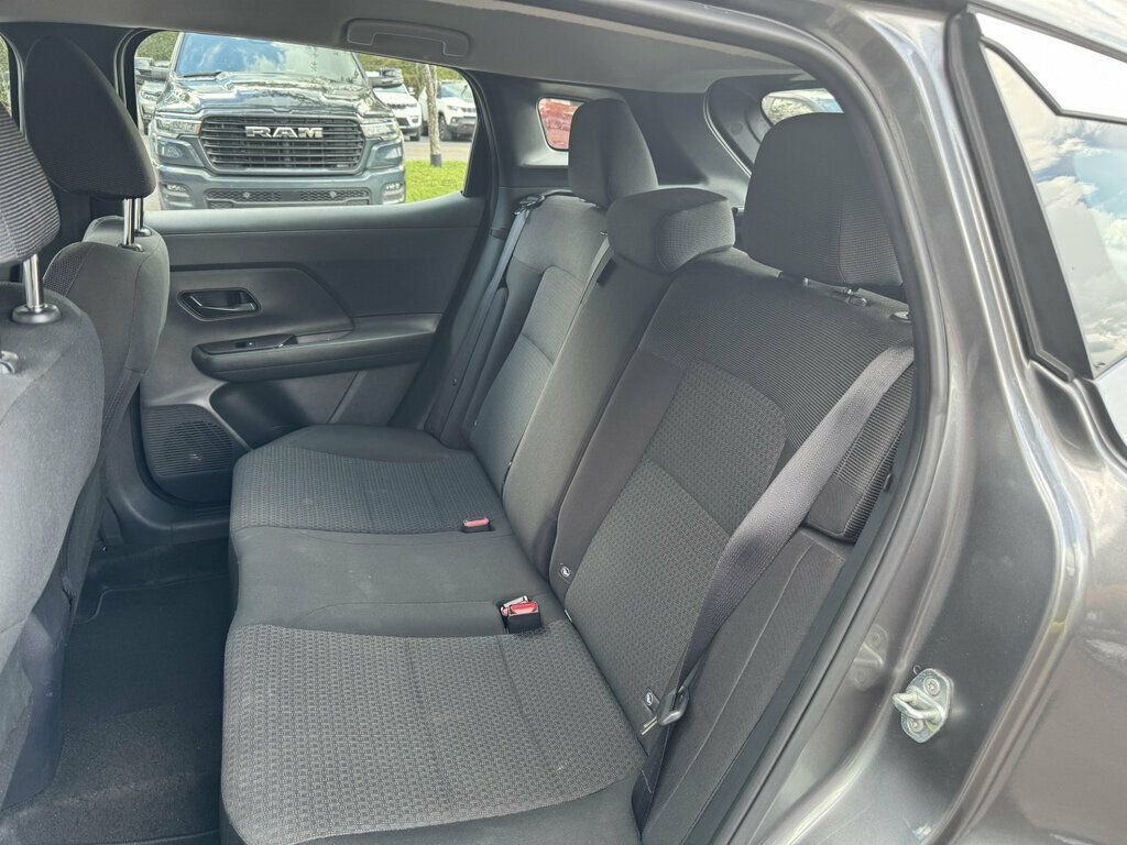 Used 2025 Nissan Kicks S FWD image 7