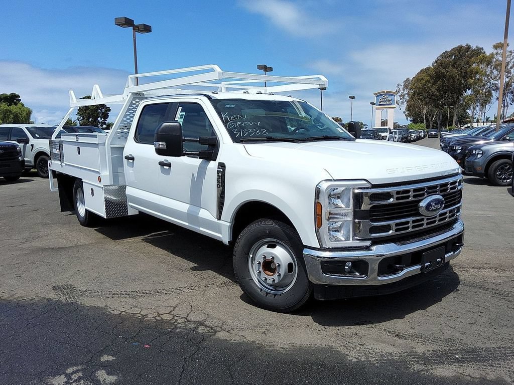 New 2026 Ford F350 XL w/ XL Chrome Package RWD 360° Tour