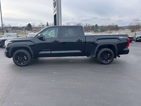 Used 2023 Toyota Tundra SR5 w/ TRD Off-Road Premium Package image 4