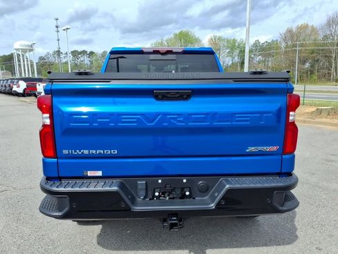 Used 2023 Chevrolet Silverado 1500 ZR2 w/ Technology Package AWD/4WD image 17