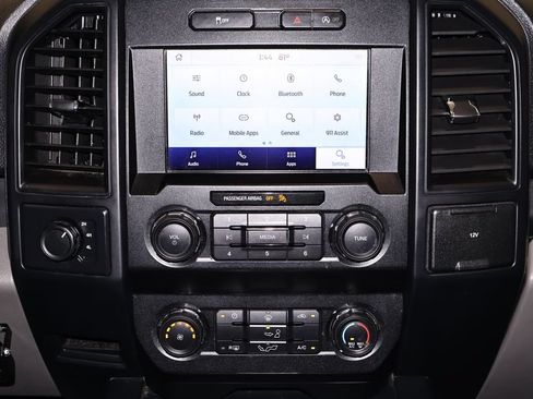 Used 2019 Ford F150 XL w/ Equipment Group 101A Mid AWD/4WD image 25