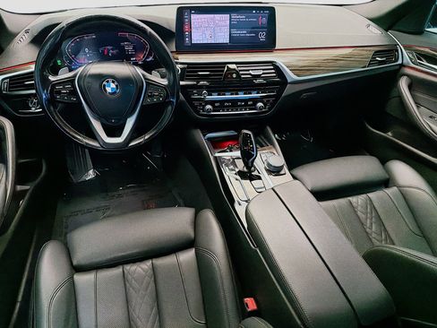 Used 2021 BMW 530i w/ Convenience Package image 12