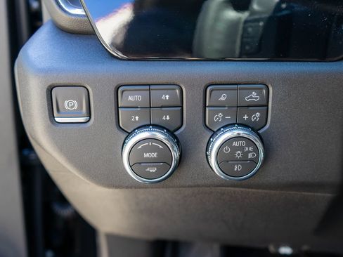 New 2026 GMC Sierra 1500 Elevation w/ Elevation Premium Package AWD/4WD image 17