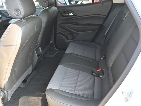 Used 2024 Chevrolet Trax LT image 24