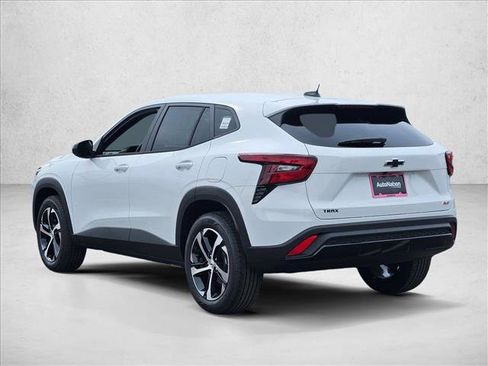 New 2026 Chevrolet Trax RS w/ Driver Confidence Package image 2