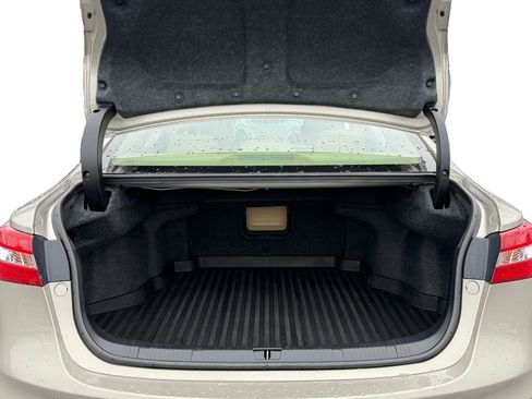 Used 2014 Toyota Avalon XLE image 9