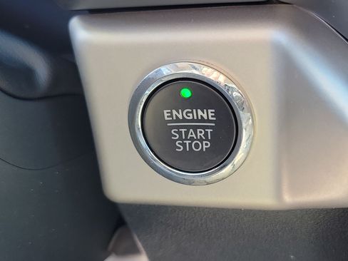 Used 2024 Ford Expedition Max XLT AWD/4WD image 25