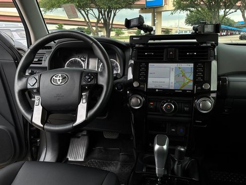Used 2023 Toyota 4Runner TRD Off-Road Premium w/ Off Road Premium Plus Package AWD/4WD image 12